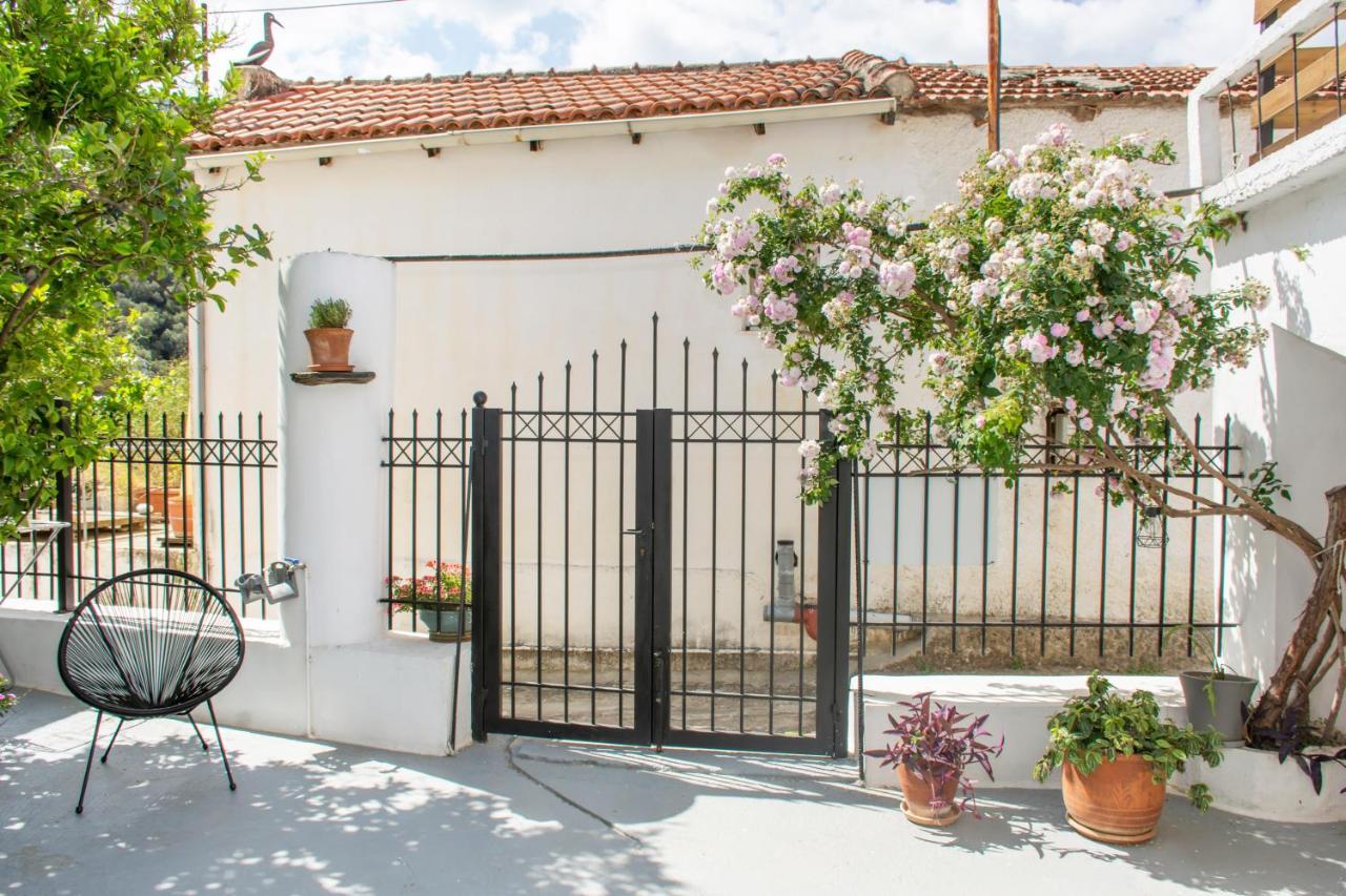 Casa Elafonisi Lägenhet Plokamianá Exteriör bild